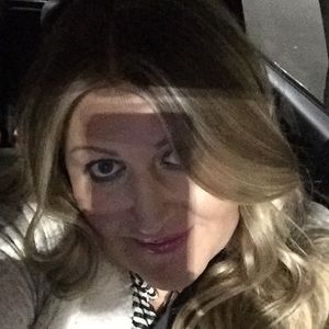 Meet your Posher, Kelli